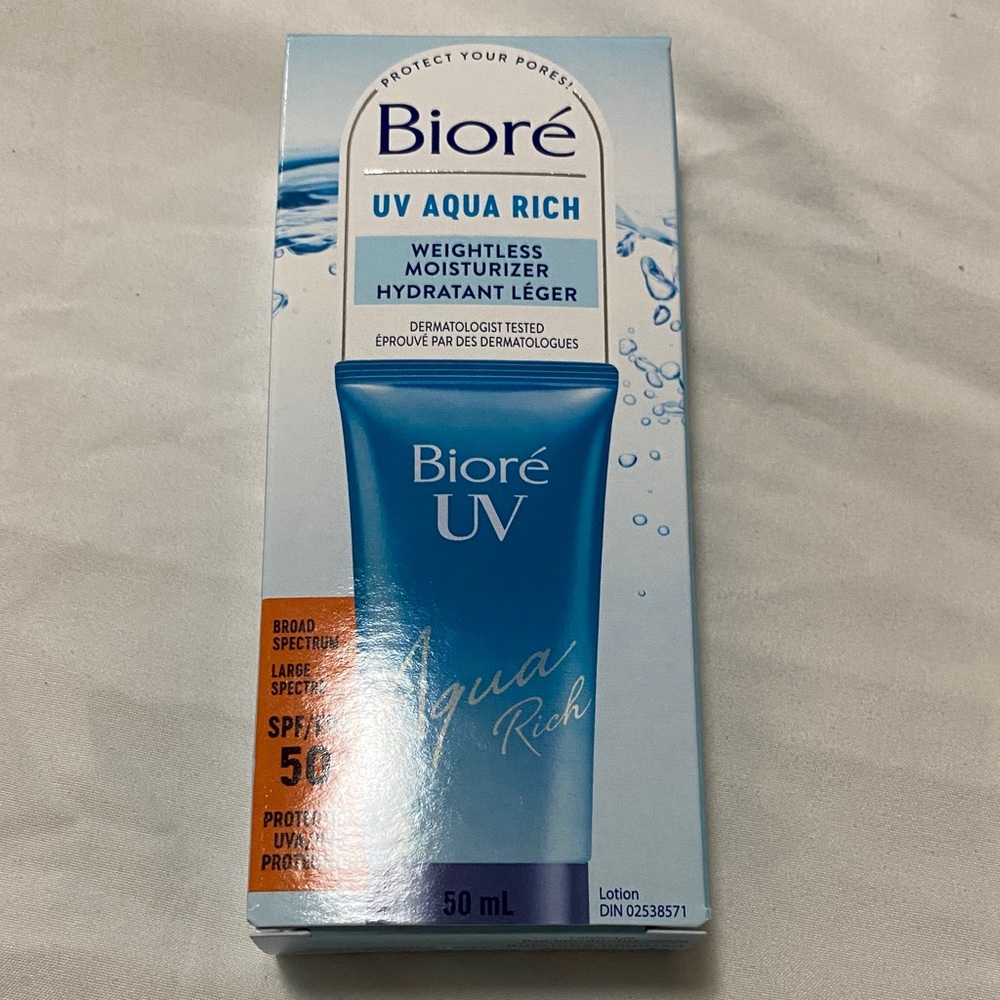 Biore UV Aqua Rich Weightless Moisturizer - Blue